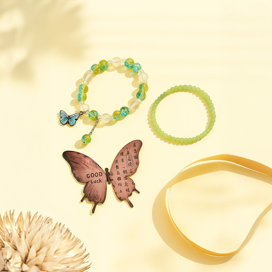 Green White Bead Bracelet Gift Box