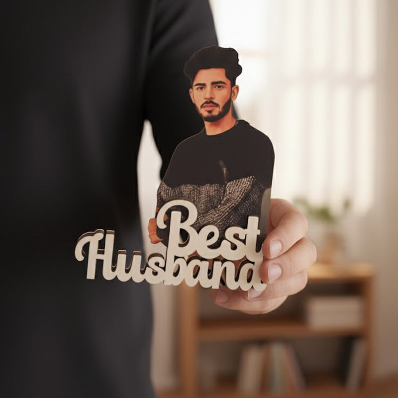 Personalized Cartoon Name Table Stand – Best Husband Edition (7×6")