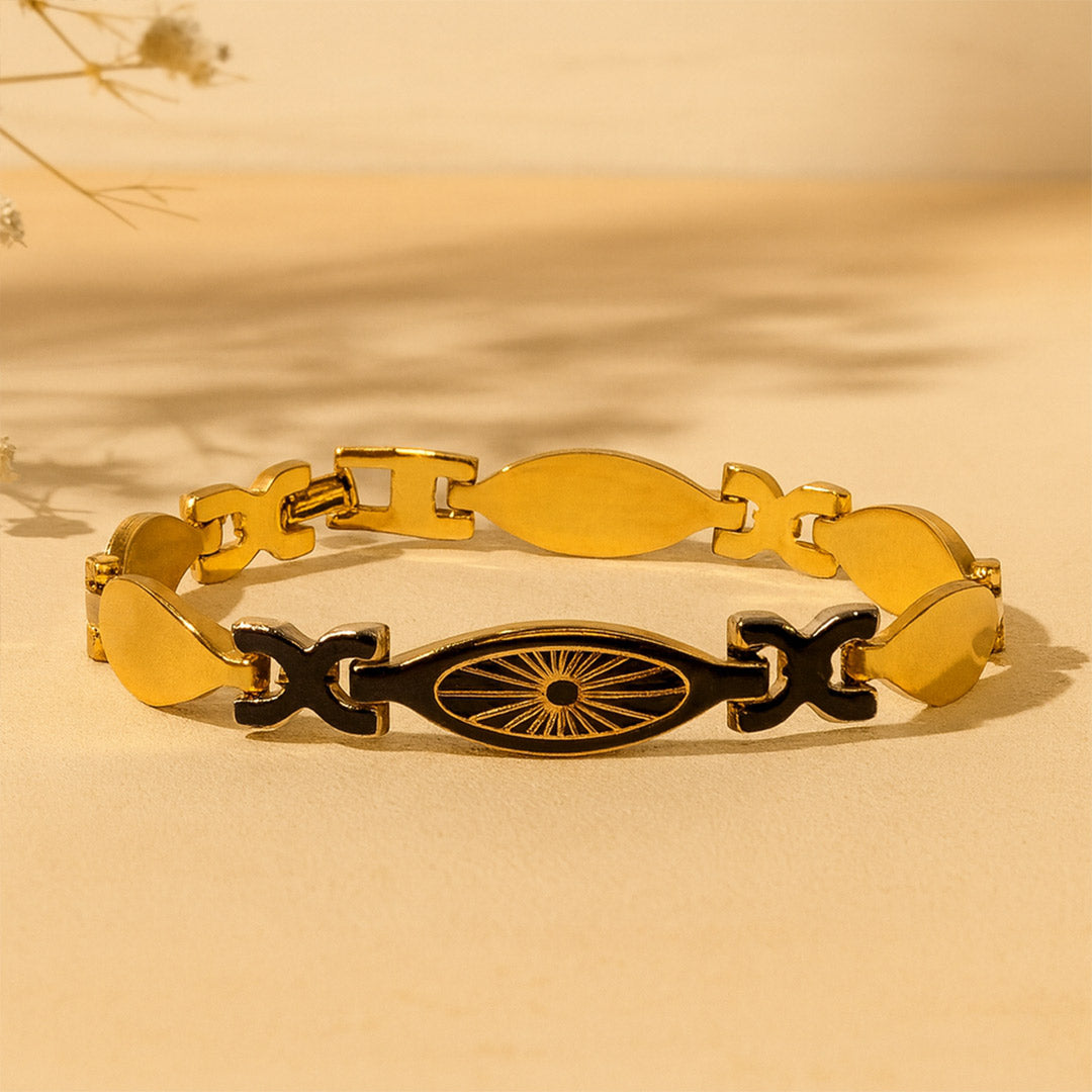 Personalized Golden Chain Bracelet for Men | Love Craft Gifts
