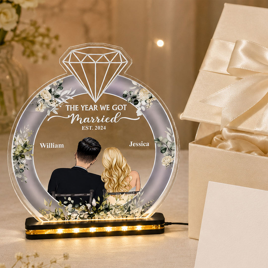Personalized Wedding Ring Light with Couple Names