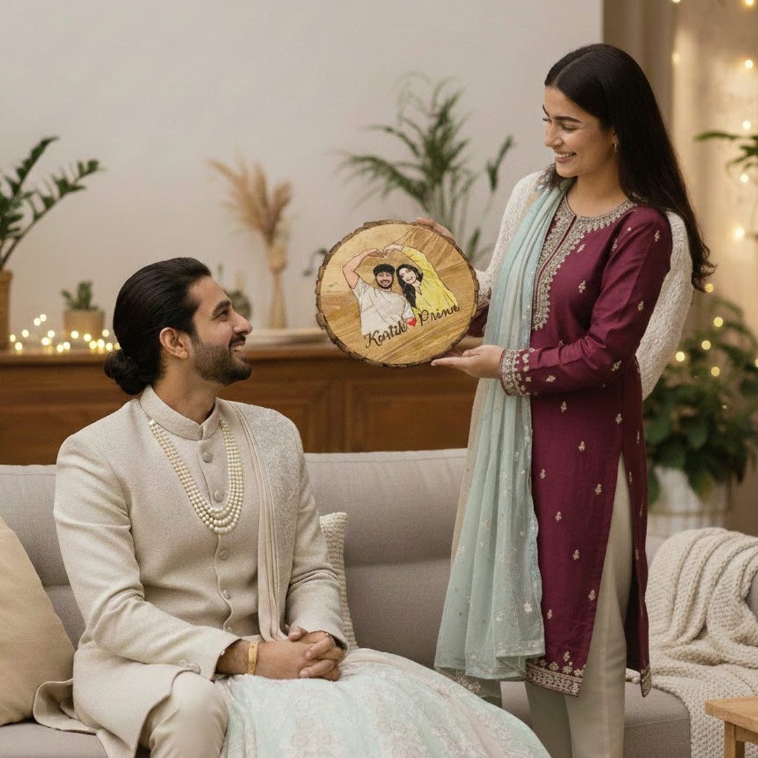 Personalized Wooden Slice (8×8 Inch) with Sketch Art | Love Craft Gifts