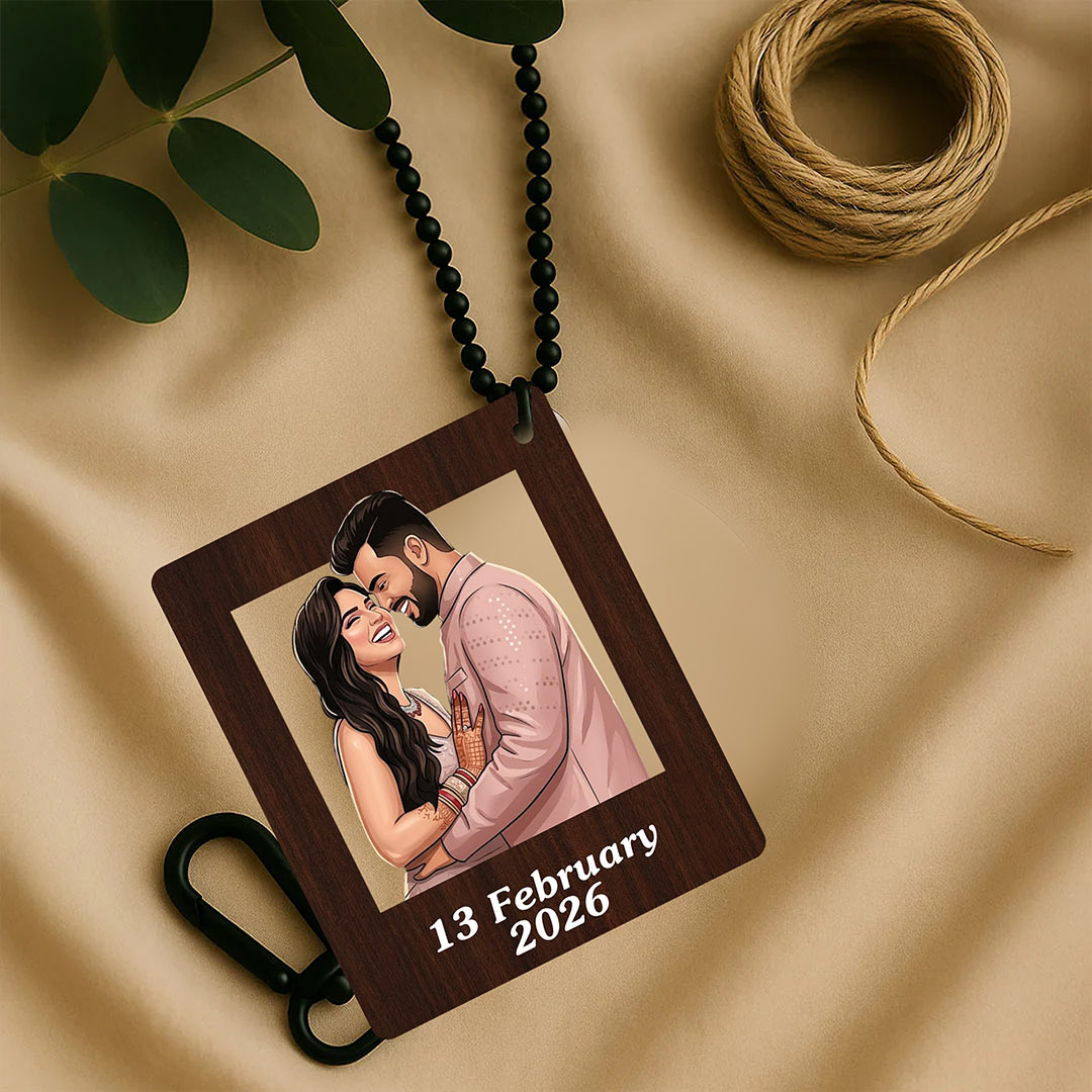 Personalized Photo Cutout Car Hanging Frame – Custom Couple Date Wooden Rear View Mirror Charm (2.5x3 Inch)