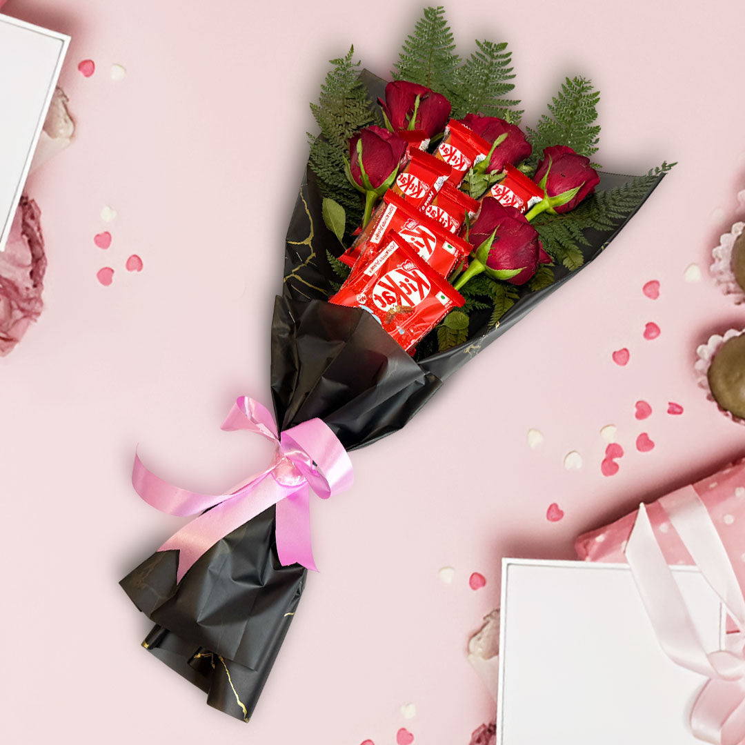 Red Roses With KitKat Chocolate Bouquet- For Hissar