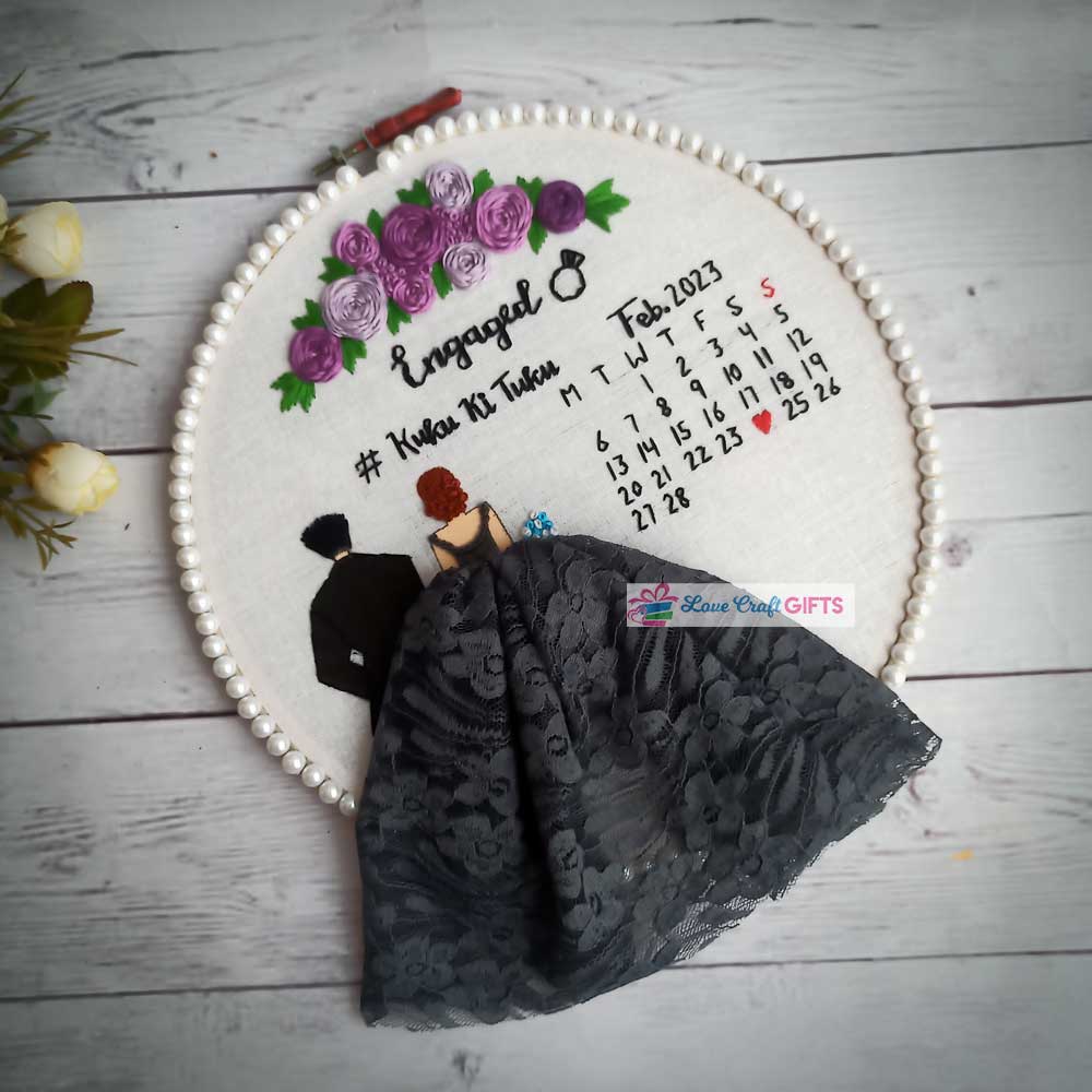 Special Embroidery Hoop For Couple - With Gift Wrap - love craft gift