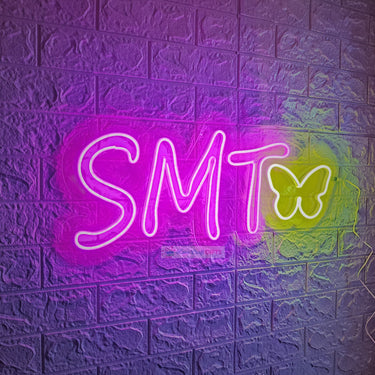 CUSTOMIZED NEON NAME LIGHT FRAMES | love craft gift